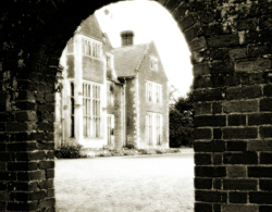 Jessica Little and the Manor House Spy